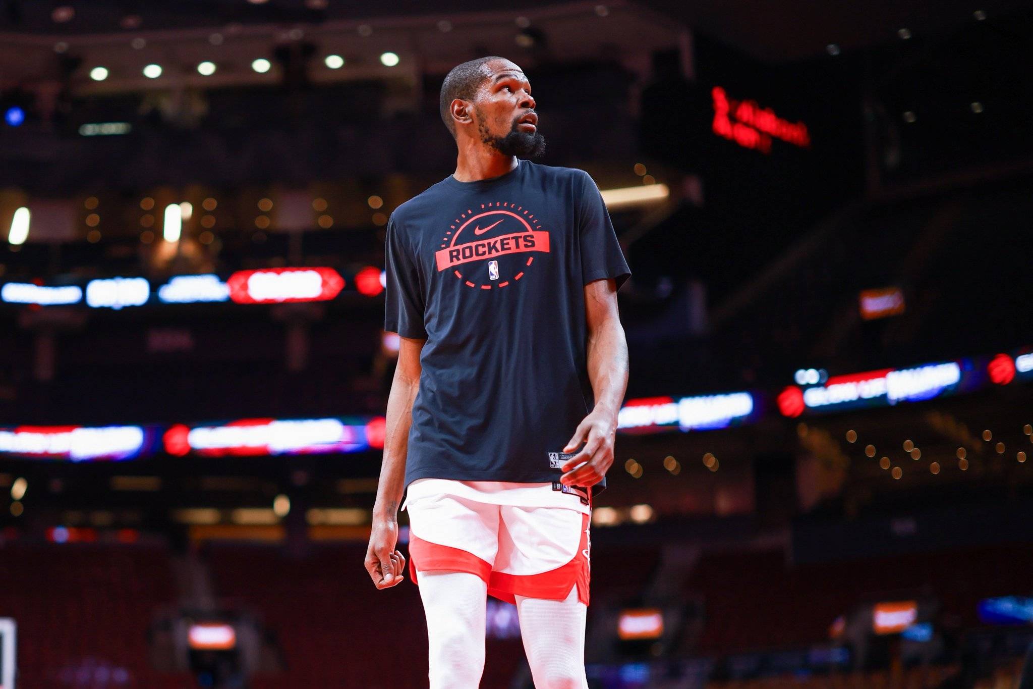 TK谈心中最佳阵容：梅罗入选、魔笛、齐达内、大罗、小罗在列（TK心目最佳阵容揭晓：梅罗上榜，魔笛、齐达内、大罗、小罗悉数在列）