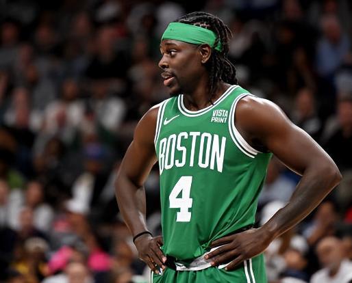 杜篮特篮下强打稳定胜局（杜兰特内线强攻锁定胜局）